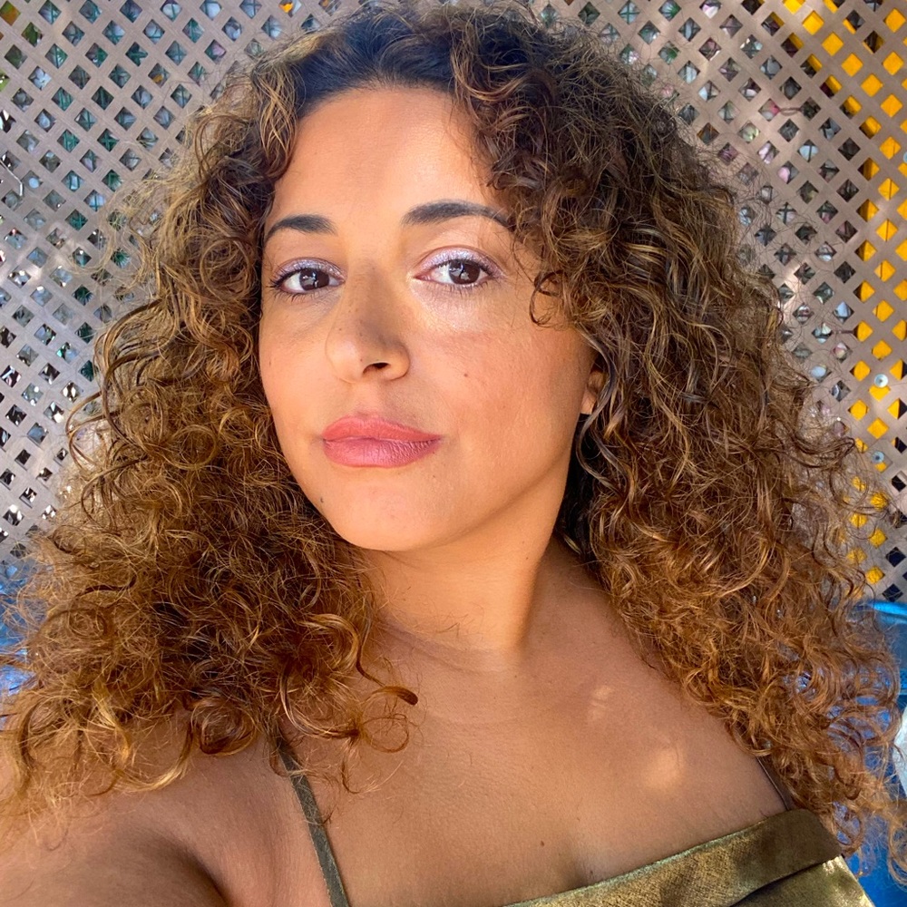 Meet your Posher, Mondana